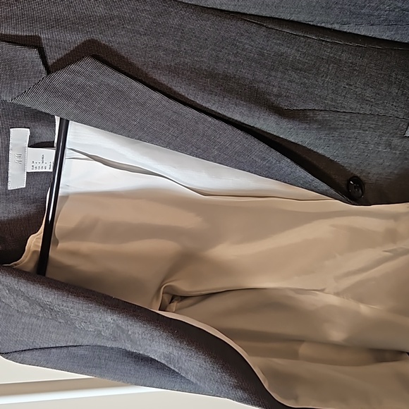 H&M Slim Fitting Blazer - Picture 3 of 4